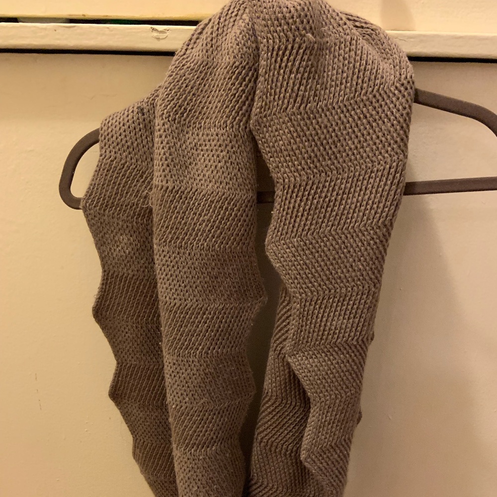 Cow-neck Mauve Scarf